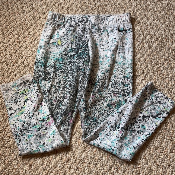 Like new Nike paint splatter leggings - Picture 1 of 8